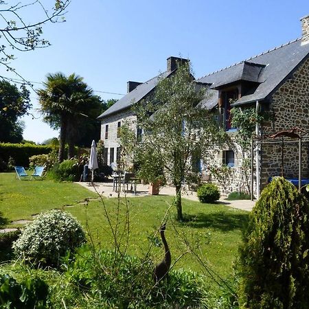 Les Petites Chapelles Bed & Breakfast Saint-Pierre-de-Plesguen Luaran gambar