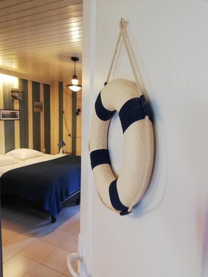Les Petites Chapelles Bed & Breakfast Saint-Pierre-de-Plesguen Luaran gambar