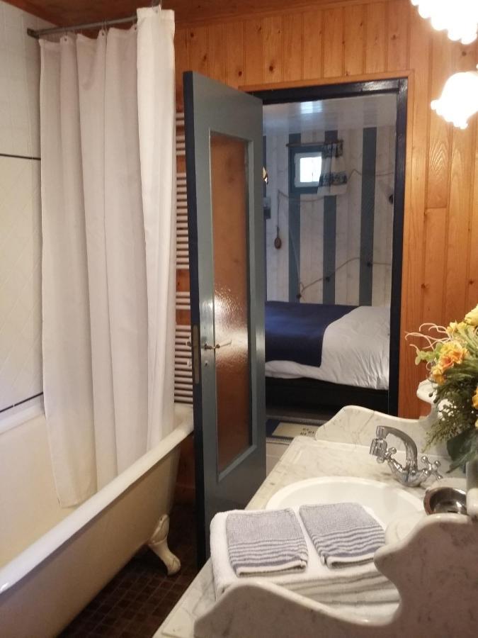 Les Petites Chapelles Bed & Breakfast Saint-Pierre-de-Plesguen Luaran gambar